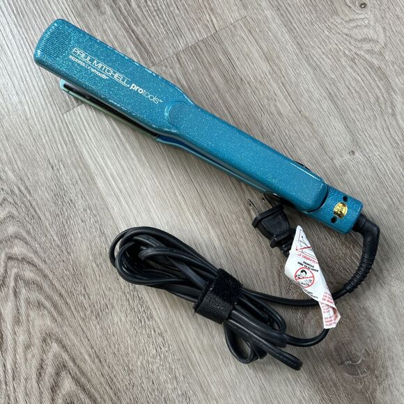 Paul Mitchell Pro Tools Express Ion Smooth Blue 1.5" Ceramic Flat Iron S12NAN - Picture 1 of 8